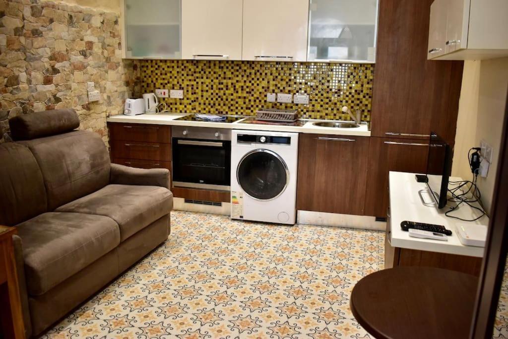City Centre Pied-A-Terre Near Food Market And Walking Distance To Bus Terminus Valletta Dış mekan fotoğraf