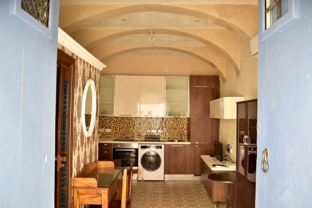City Centre Pied-A-Terre Near Food Market And Walking Distance To Bus Terminus Valletta Dış mekan fotoğraf