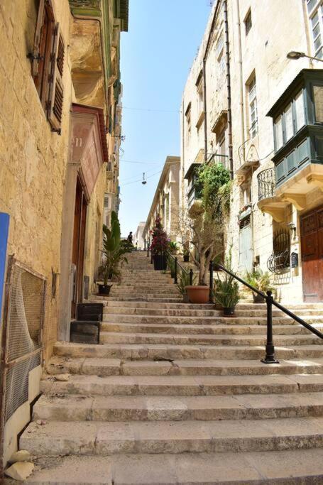 City Centre Pied-A-Terre Near Food Market And Walking Distance To Bus Terminus Valletta Dış mekan fotoğraf